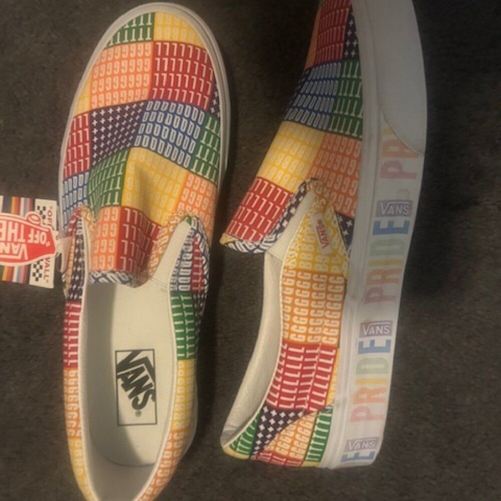 Vans Classic Slip-on Multi-colors sneakers (Pride), size 10 - Picture 4 of 7